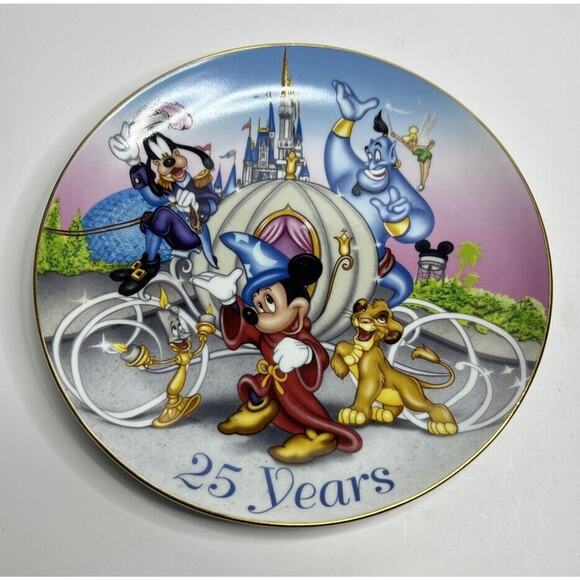 Walt Disney World 25 Years Commemorative Collectable Plate 1996 - Picture 1 of 2